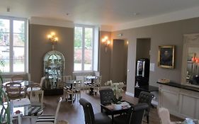 Chateau De Lazenay - Residence Hoteliere